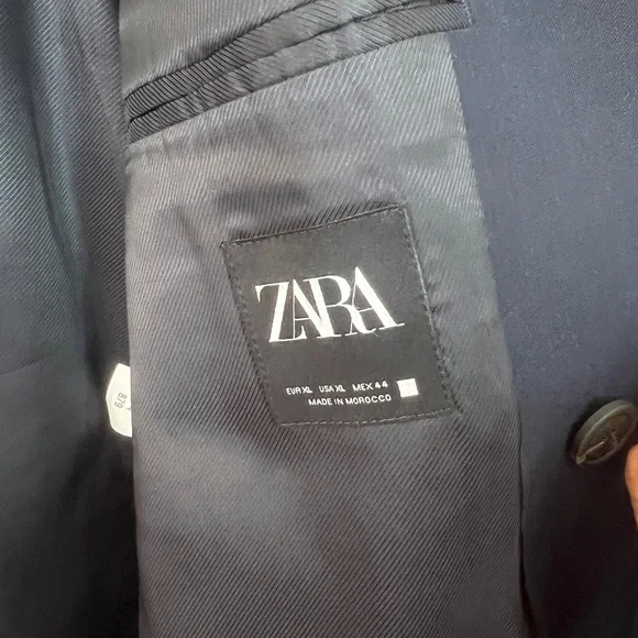 Zara Men’s Double breasted Blazer. Navy. XL. Like New - Picture 5 of 7